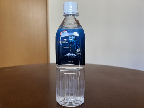 15年保存できる備蓄用ミネラルウォーター「カムイワッカ麗水」